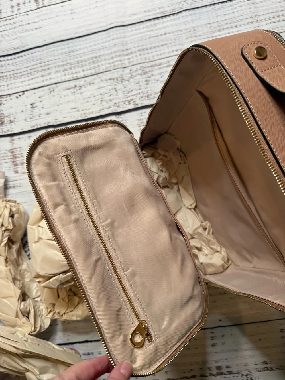 NWOT CALPAK Kaya 15” Laptop Backpack Caramel